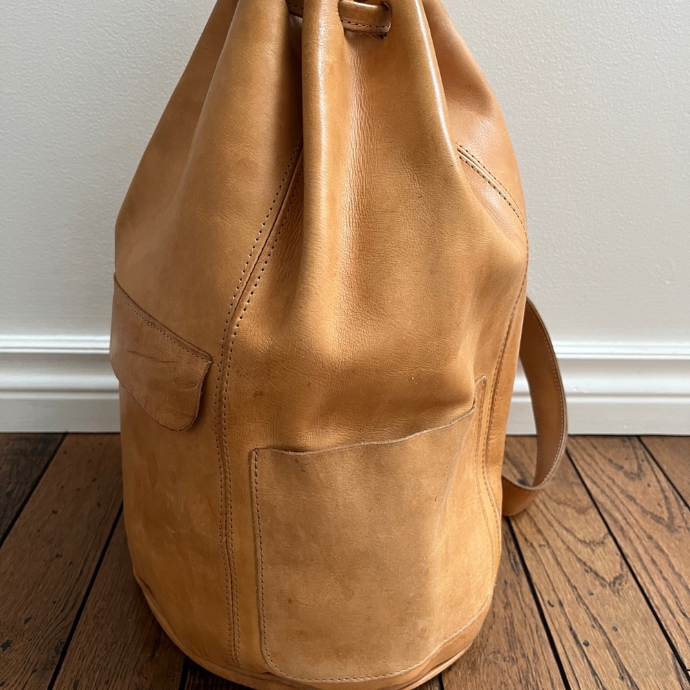 Natural leather bag